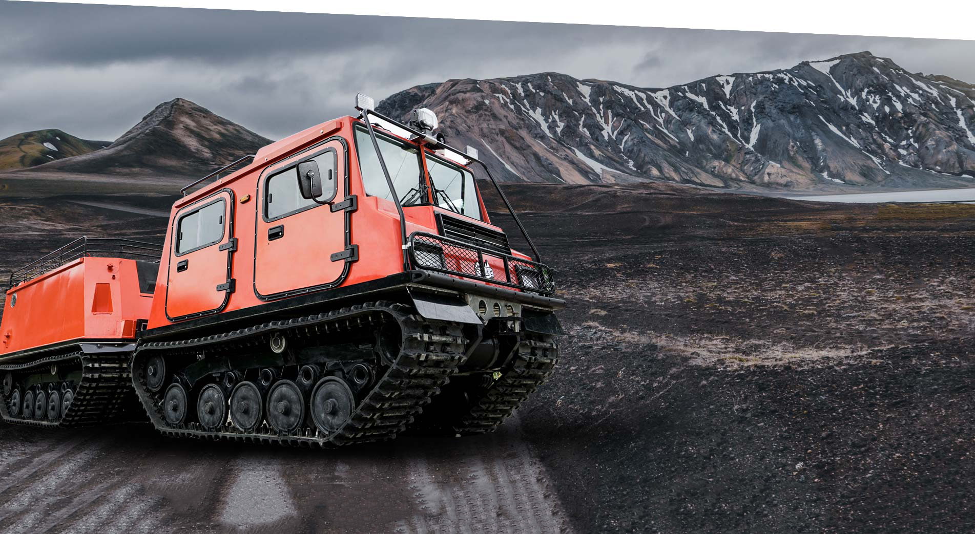 Гусеничный вездеход повышенной проходимости